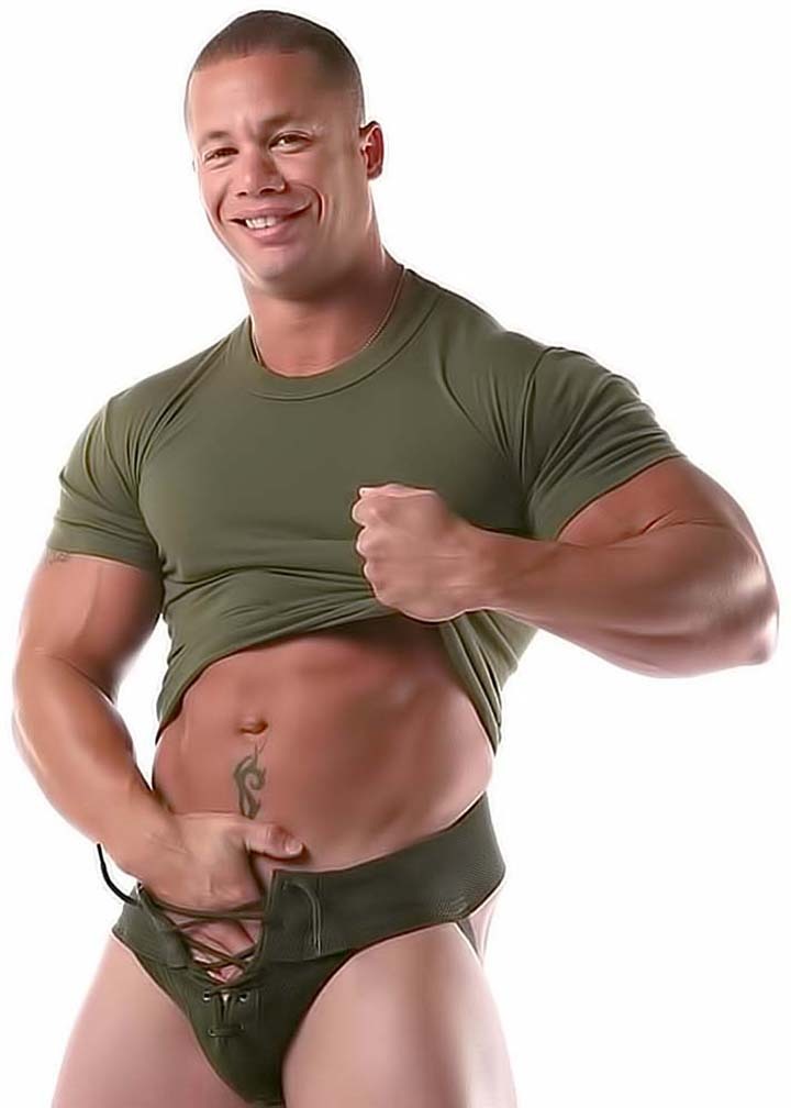 hunk-muscle:  Matthew Rush