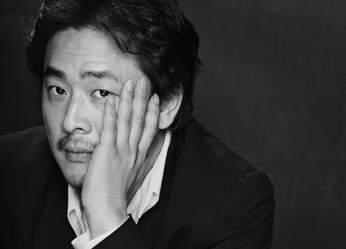 Park Chan Wook has finally decided on his next project: Agassi (아가씨, literally meaning &ld