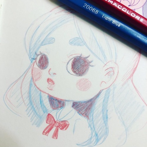 Here’s another little #sketchbook doodle using the cool-erase red and blue pencils again. I am hopin