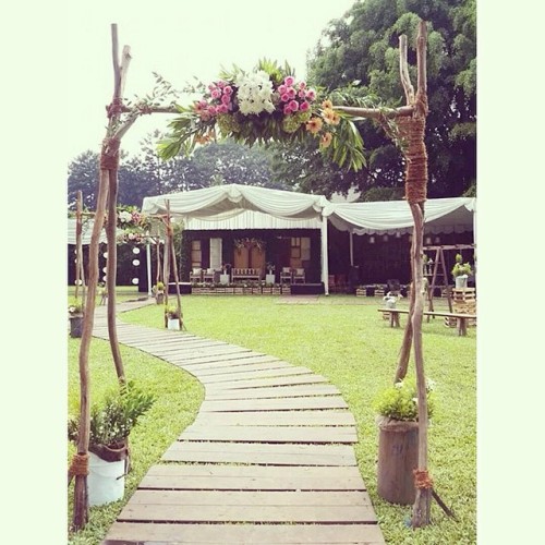 “Marriage, like life, is a journey, not a destination.” #agiganawedding decor by @pantoc