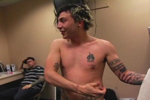 officialiero:  i feel like it is necessary to share some of my ‘shirtless frank iero aka very important hot man’ collection with you all 