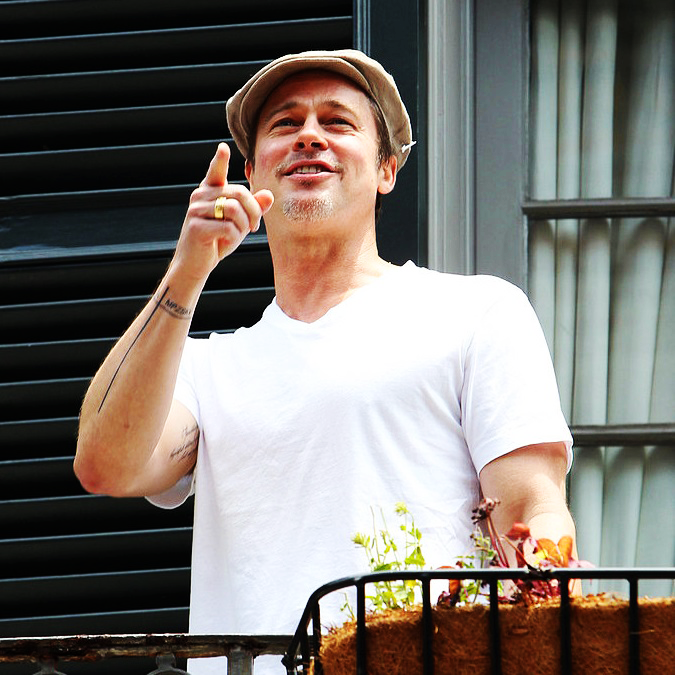  True Detectives Brad Pitt and Matthew McConaughey discover that they’re neighbors