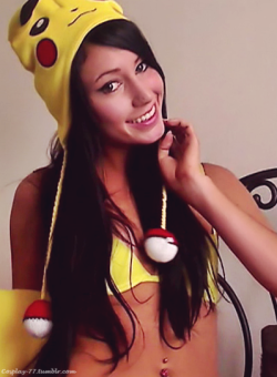 cosplay-77:  Pika PIKAA!