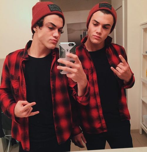 thedolansaintshit: dolan-baby:Grayson and Ethan in red appreciation post. fucj