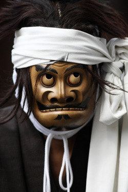ikkyu-no-yume:  Mask by Teruhide Tomori on Flickr.