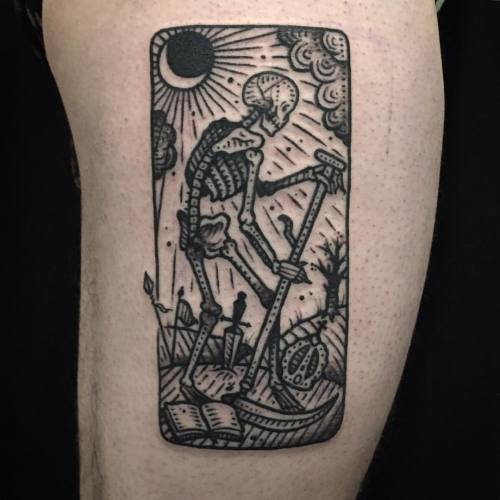 The death, inspired by tarotcard&hellip;transformation, recreation for alex. Done at @le_sphinx_