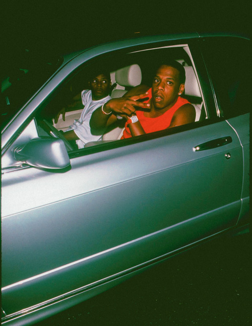 strappedarchives:Jay-Z photographed by Evan Agostini while arriving at Derek Jeter’s 26th Birthday