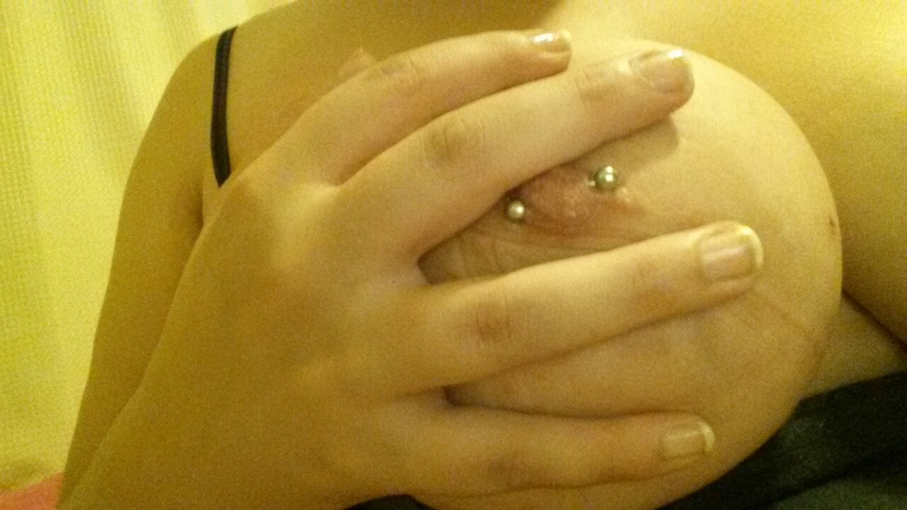 livelaughlove23:  Topless Tuesday (kinda)