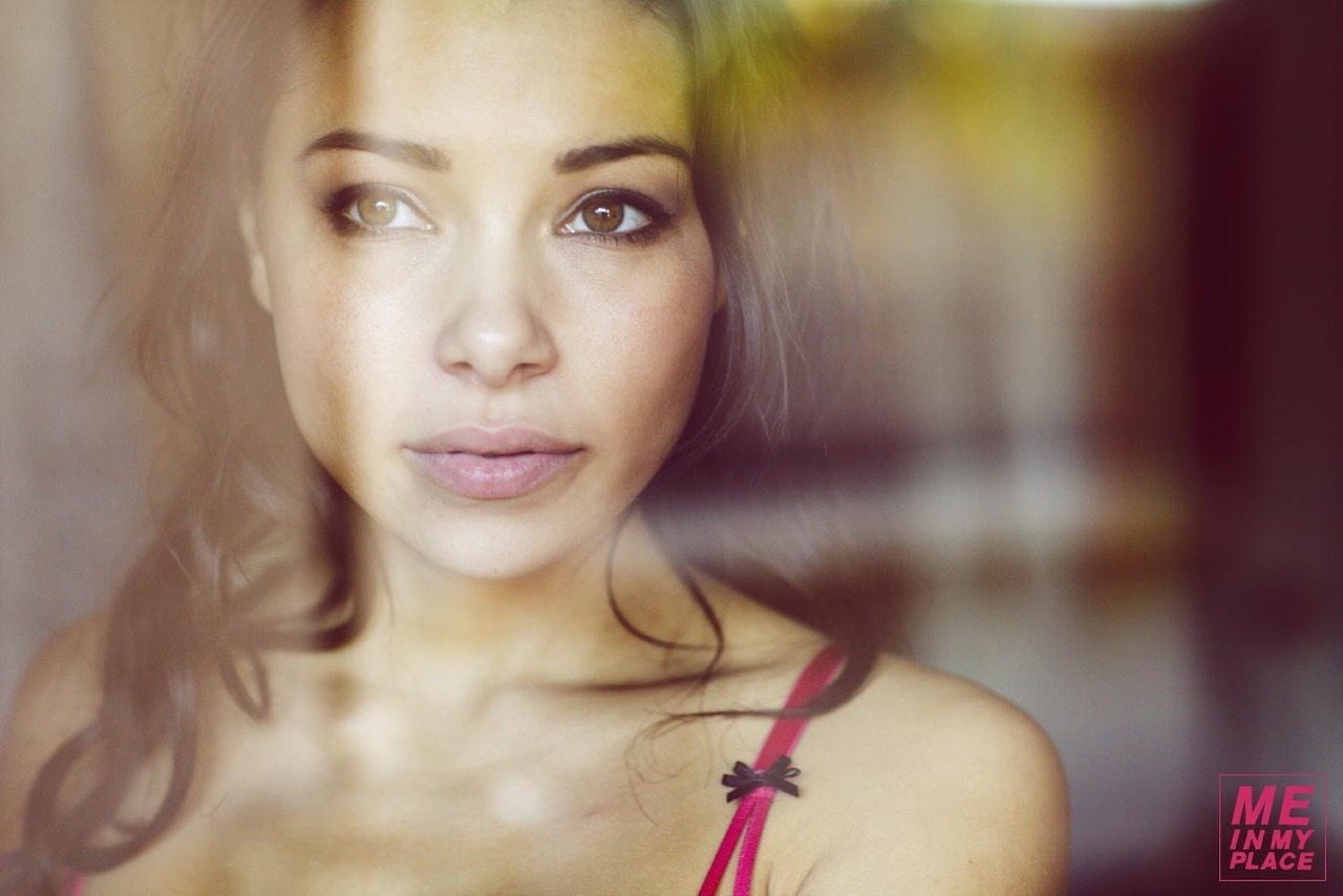bodysofwork:  Jessica Parker Kennedy Me In My Place Photo Shoot 4 (HQ!).