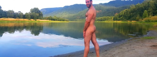 hairydaddyplease.tumblr.com/post/132746656518/