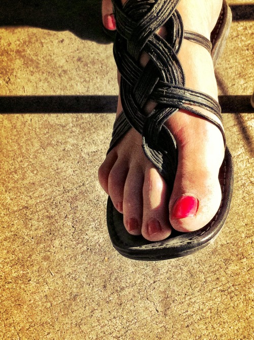 Cool t-strap thong sandals.