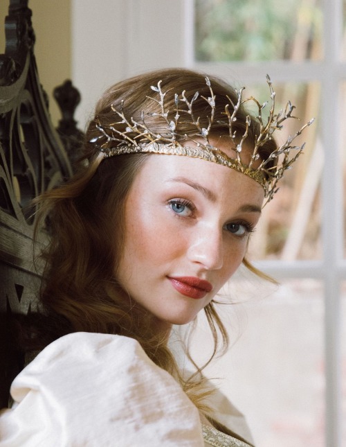 sosuperawesome:Crowns and HeadpiecesErica Elizabeth Design on EtsySee our #Etsy or #Crowns tags