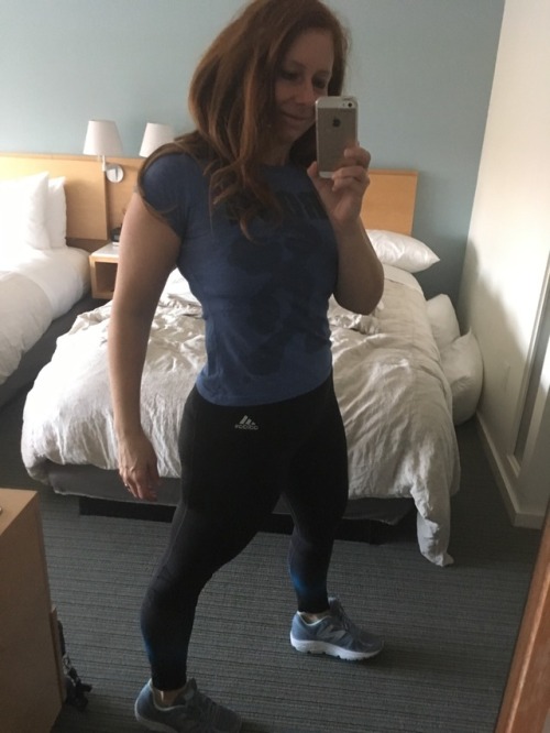 sheliftsalot: Taking the strong girl game to the hotel gym.