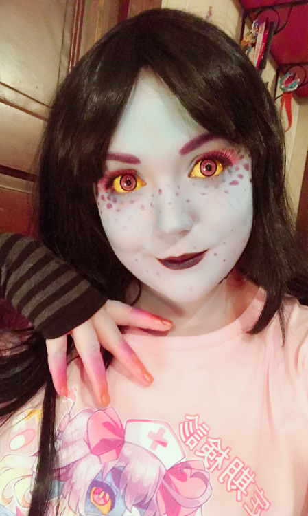 So this is what I did last night! I did a makeup test for @slugbox / @slugboxcreatureart‘s Cteno and