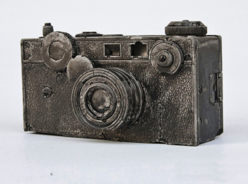fer1972:  Future Fossils: Vintage Tech Case in Concrete by Bughouse