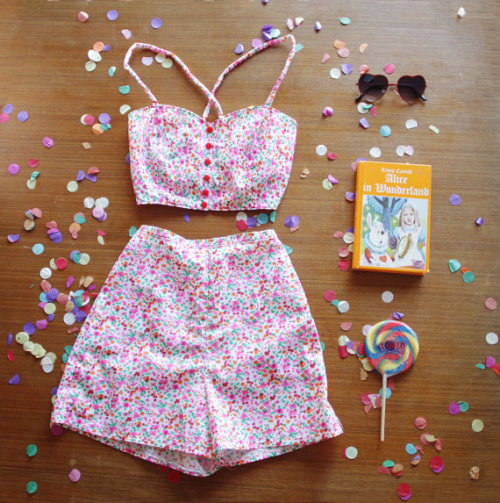 nymphetfashion:Twin Set from  wewerewarriors.