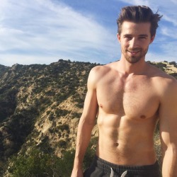 boyzoo:  Josiah Hawley