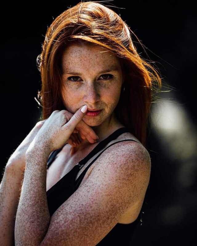 praetorianguard-x:  All Time RedheadsHer Freckles speak to me.