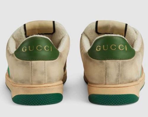 thethetwistedone:  niggazinmoscow: It’s the circle where people pretend the American Dream is real so want the aesthetic that shows they worked their way out   Yall spending hundreds for Forest Gump’s old shoes?