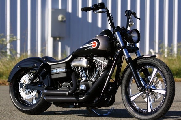 I need in my life. ASAP. I will have either a street bob or wide glide in my life