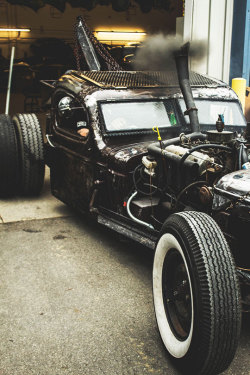 blasturbater5000:  RHD with an IDI motor.