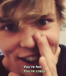 acousticirwin:  au: dating ashton irwin