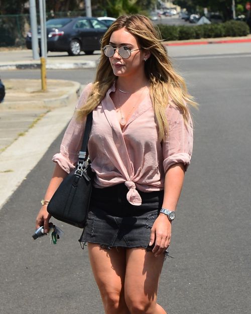 celebwaifu666:  Hilary Duff   