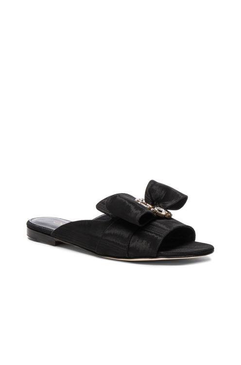 By Oscar de La Renta Source : tinamotta.tumblr.comFonte : www.forward.com ,GROSGRAIN NEV FLATS OSCF-