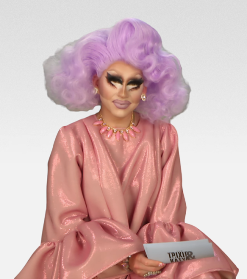 katyaswigsnatch:  trixie giving us That Look™   @amahzeballs come get your girl.