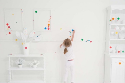 exxxmilitary:  The Obliteration Room - Yayoi Kusama (2012)  Yayoi Kusama constructed a beautiful yet simple domestic environment complete with a piano, a table, chairs, and other household decorations in a brilliant white at the Queensland Gallery of