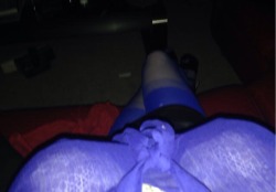 heel69lover:  Just a little tease 😘😘😘 electric blue seams. How could I resist. X  Very hot 😜😜