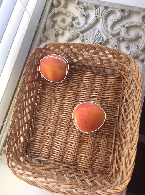 pplantastic:  only have 2 peaches left☁️☁️ 