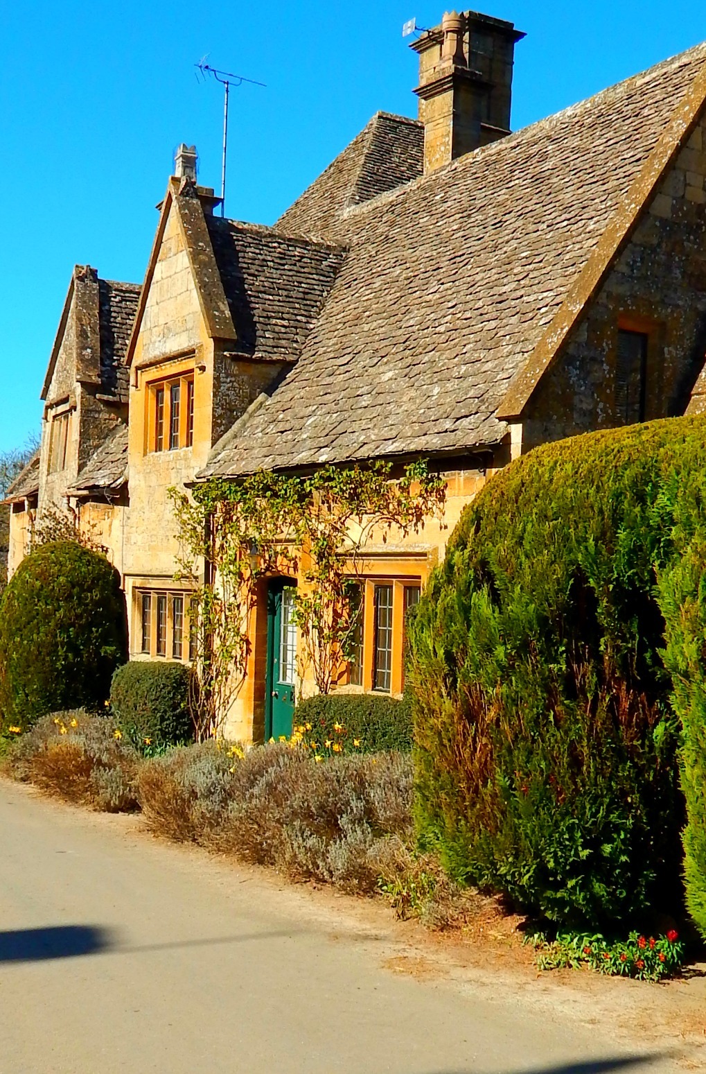 fuckitandmovetobritain:  England [15] -  Bourton On The Water, Canterbury, Norwich,
