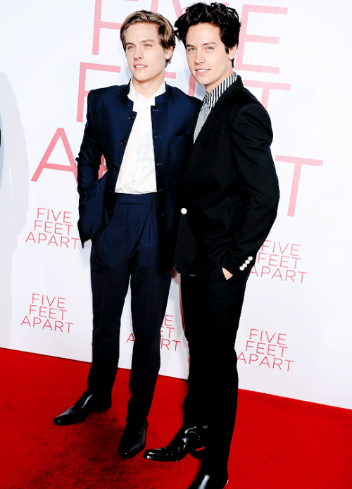 Cole Sprouse and Dylan Sprouse attend the Five Feet Apart movie premiere in Los Angeles (March 08) g