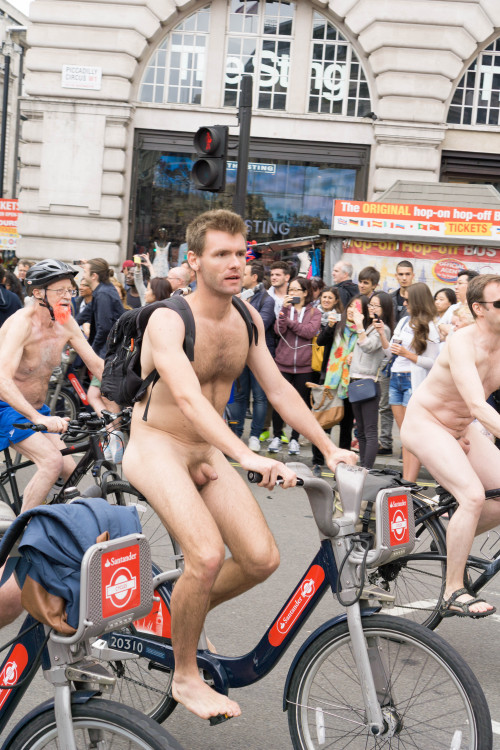 Porn Pics wnbrboys:  London 2015Source: Martin Pendreyhttps://www.flickr.com/photos/martinpendry/sets/72157654501396992Submit