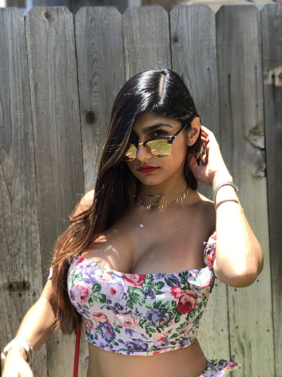   pornstar galaxy ⋆⋆⋆ mia khalifa  