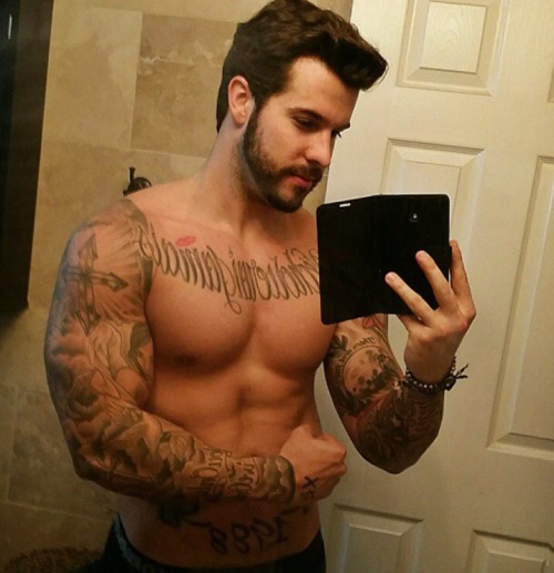 1of2dads:    Thousands of pics just for you and your dick, follow Daddy 1 if you want to cum.  http://1of2dads.tumblr.com/  