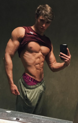 mensexyabs:  David Laid