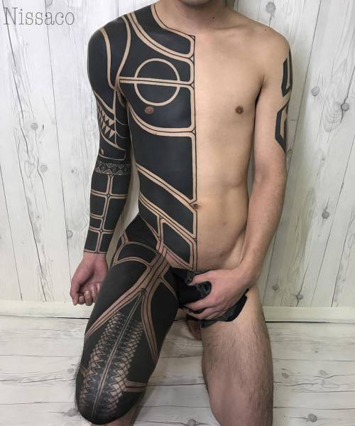 tattoosnob:Half Bodysuit tattoo by @nissaco in Osaka, Japan #nissaco #osaka #japan #blackworktattoo 