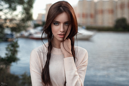 Remarkably Beautiful Girls