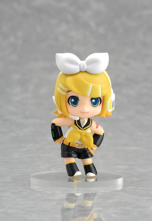 Today’s Vocaloid Figure of the Day is:Kagamine Rin Nendoroid Petit by Good Smile Company !