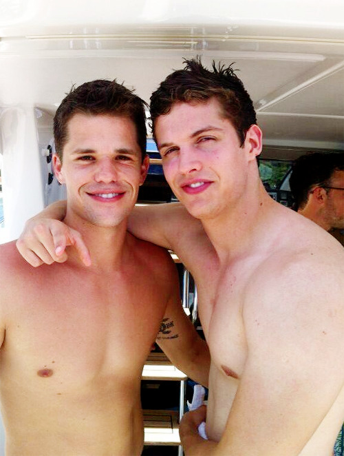 Porn Pics :  Max Carver and Daniel Sharman in Brazil