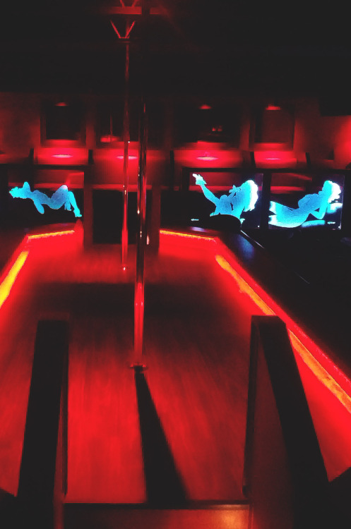 mvchines:  club lights 