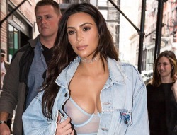 xyzcelebs:  Kim Kardashian Nipples In See Through Top