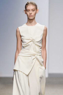 takca:  ondria @ sportmax ss 15 