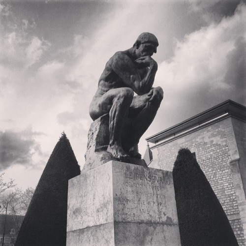 Le week-end: First free Sunday with “The Thinker” at Musee Rodin.  (at Musée Rodin)