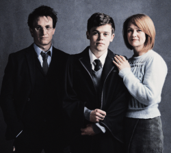 pottergerms: knockturnallley:  Harry, Albus, and Ginny Potter from the new play Harry Potter And The Cursed Child. (x)  I’m having a nervous breakdown about these pictures. It’s like watching a fanfic unfold, but it’s a dark fanfic and I’ll probably