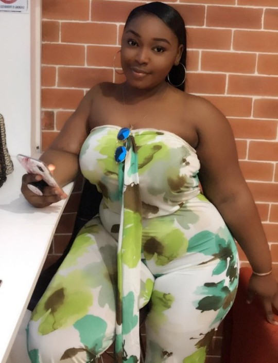 kingjazziedad:  DeliciouslySexy. Curvy. BigBootiDelicious Mami. Ms Abena ‘Delish’ Olives ❤️💛💙