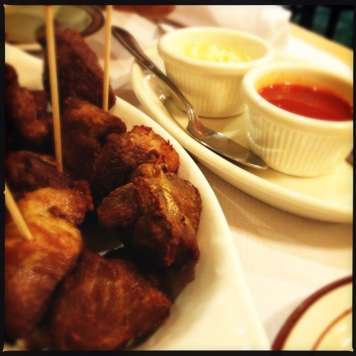 (1) fried pork (2) oxtail (3) fried plantains at Los Cubanos