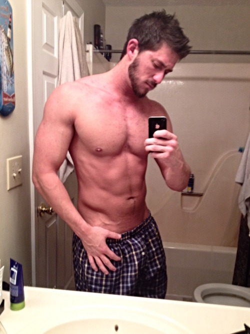 Current. 😑 I’m tired of bein fluffy. Bout to start my cut for my show in April.  time to get shreddddddded
